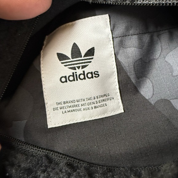 adidas originals Reversible Camo Fleece Vest Black Men's Small Relaxed Fit New - Picture 7 of 9